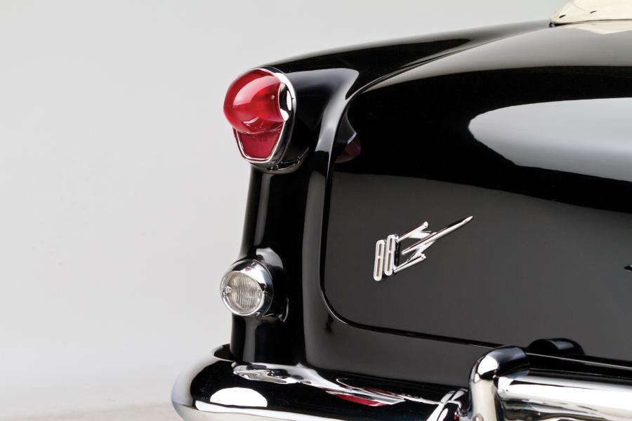  Oldsmobile Super 88 Convertible 1955 года  (фото 15 из 23)